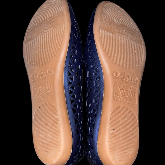 Xirella Navy Blue Scalloped Women's Flats - Picture 11 of 12